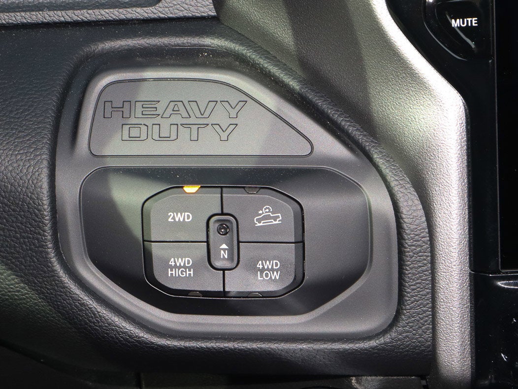 2026 RAM 2500 Laramie 4x4 Crew Cab 6'4 Box