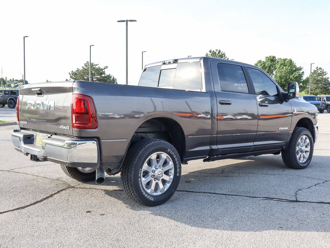 2026 RAM 2500 Laramie 4x4 Crew Cab 6'4 Box