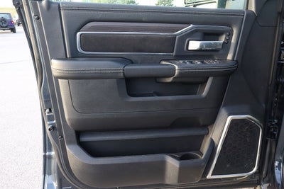 2026 RAM 2500 Laramie 4x4 Crew Cab 6'4 Box