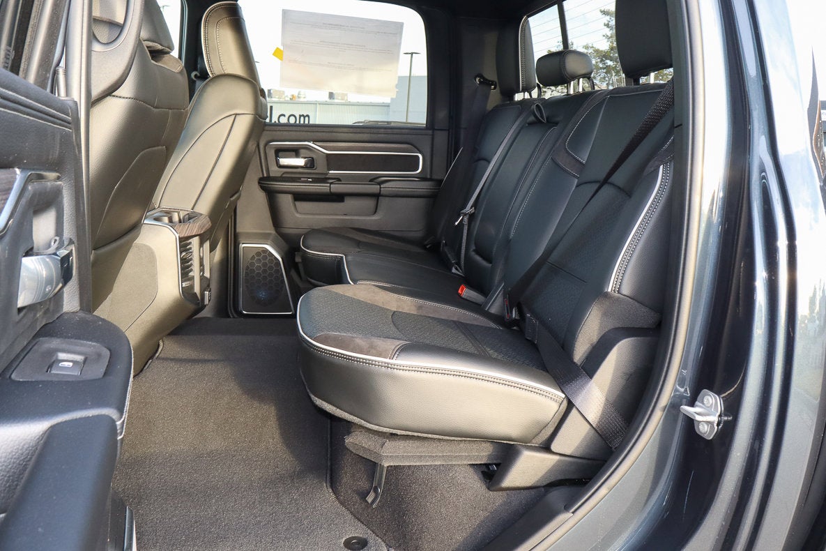 2026 RAM 2500 Laramie 4x4 Crew Cab 6'4 Box