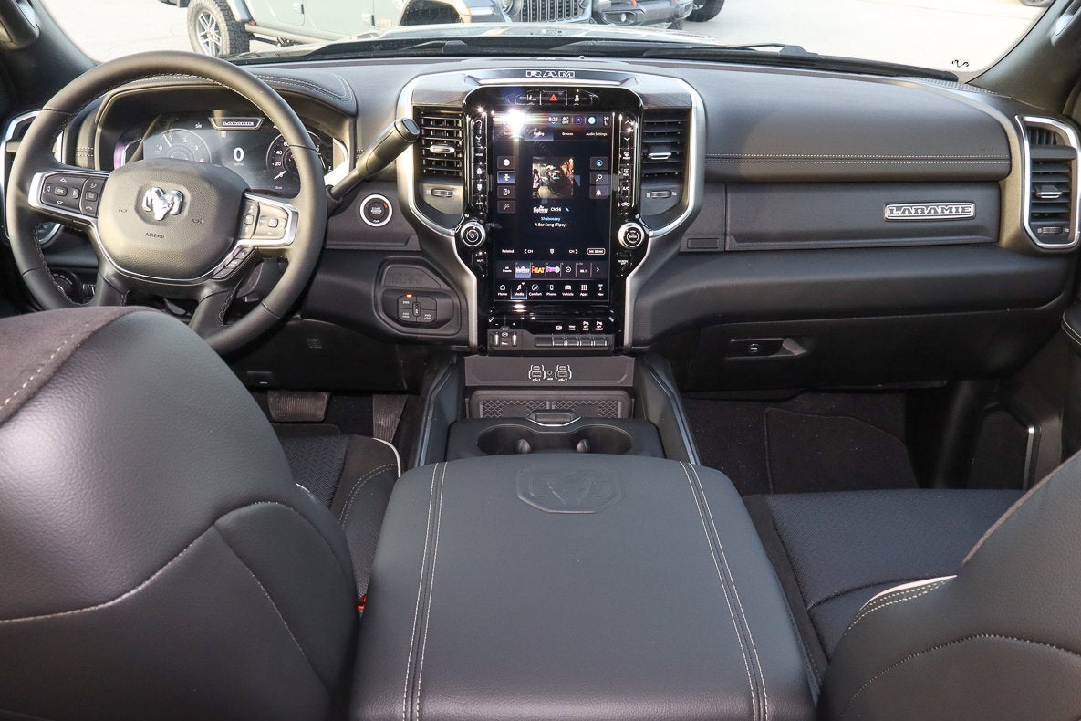 2026 RAM 2500 Laramie 4x4 Crew Cab 6'4 Box