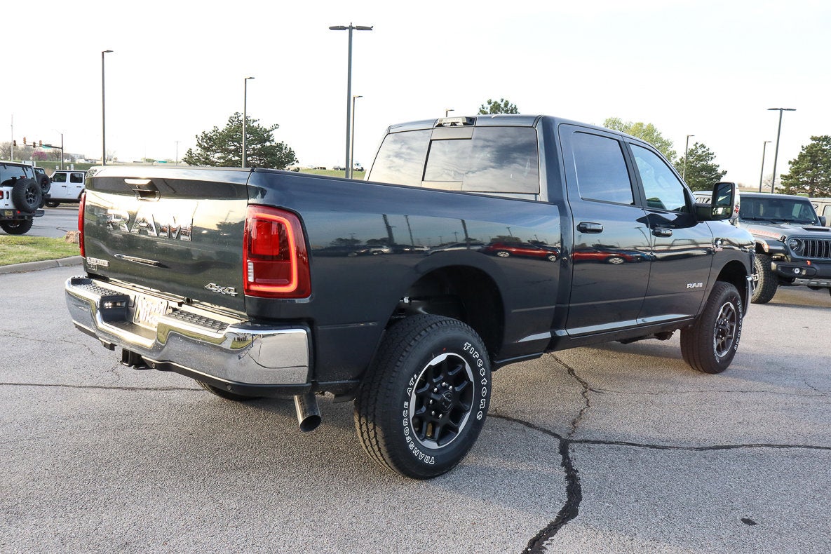 2026 RAM 2500 Laramie 4x4 Crew Cab 6'4 Box