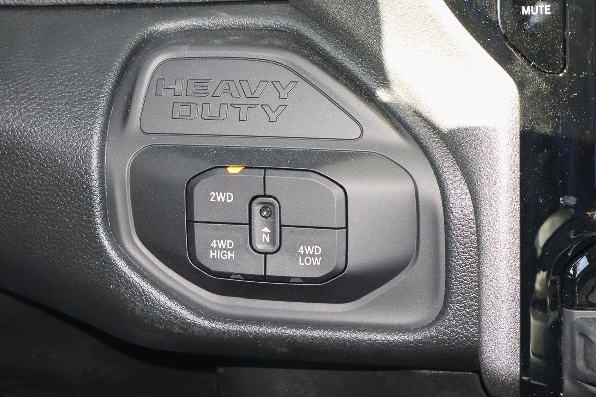 2026 RAM 2500 Tradesman 4x4 Crew Cab 8' Box