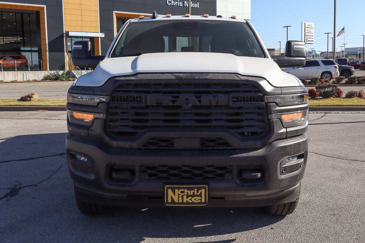 2026 RAM 2500 Tradesman 4x4 Crew Cab 8' Box