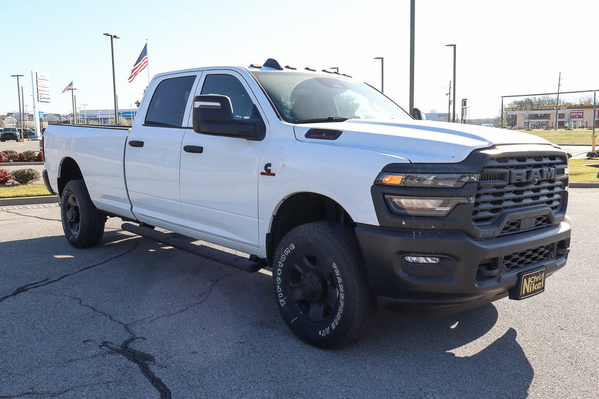 2026 RAM 2500 Tradesman 4x4 Crew Cab 8' Box