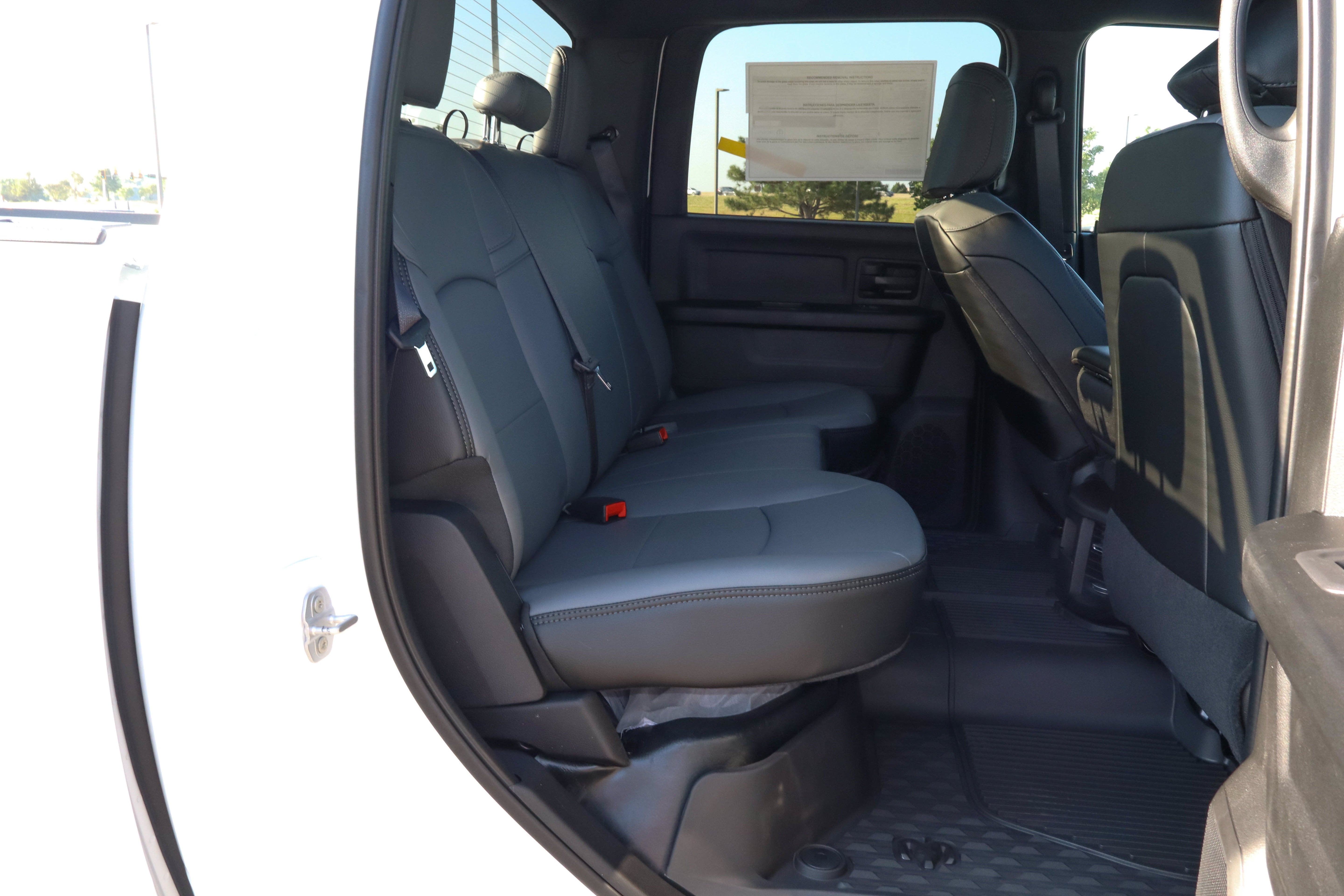 2026 RAM 2500 Tradesman 4x4 Crew Cab 8' Box