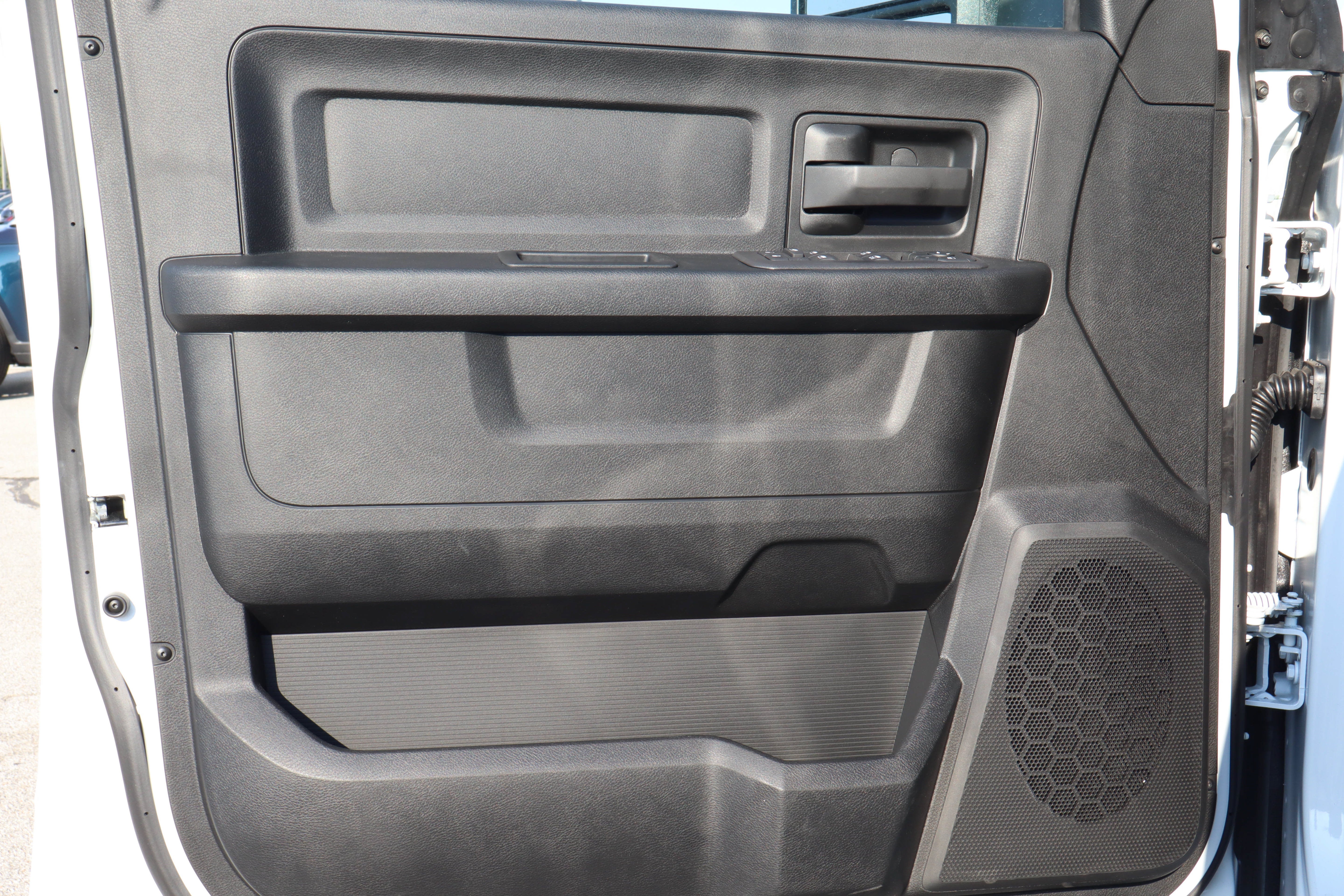 2026 RAM 2500 Tradesman 4x4 Crew Cab 8' Box