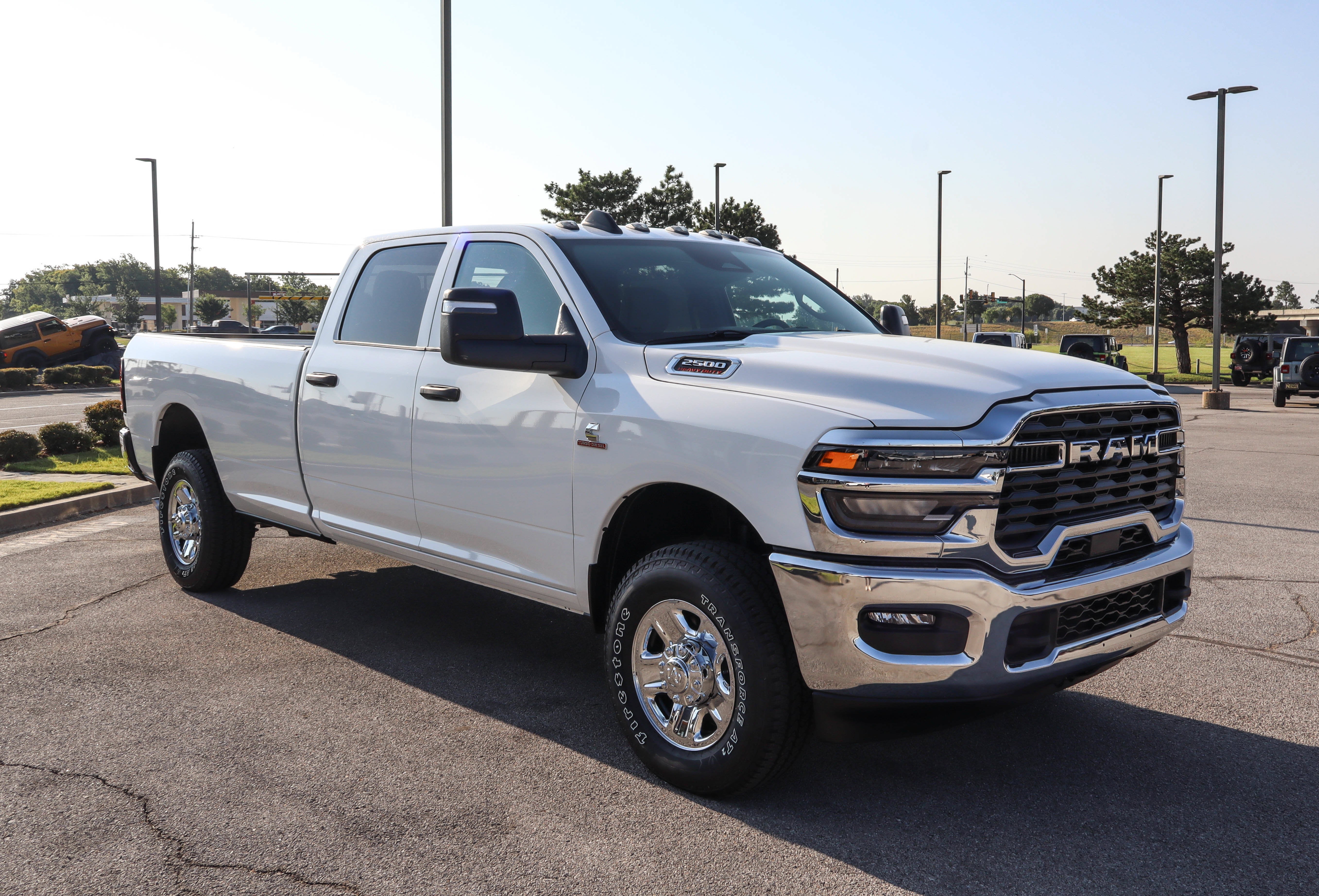 2026 RAM 2500 Tradesman 4x4 Crew Cab 8' Box