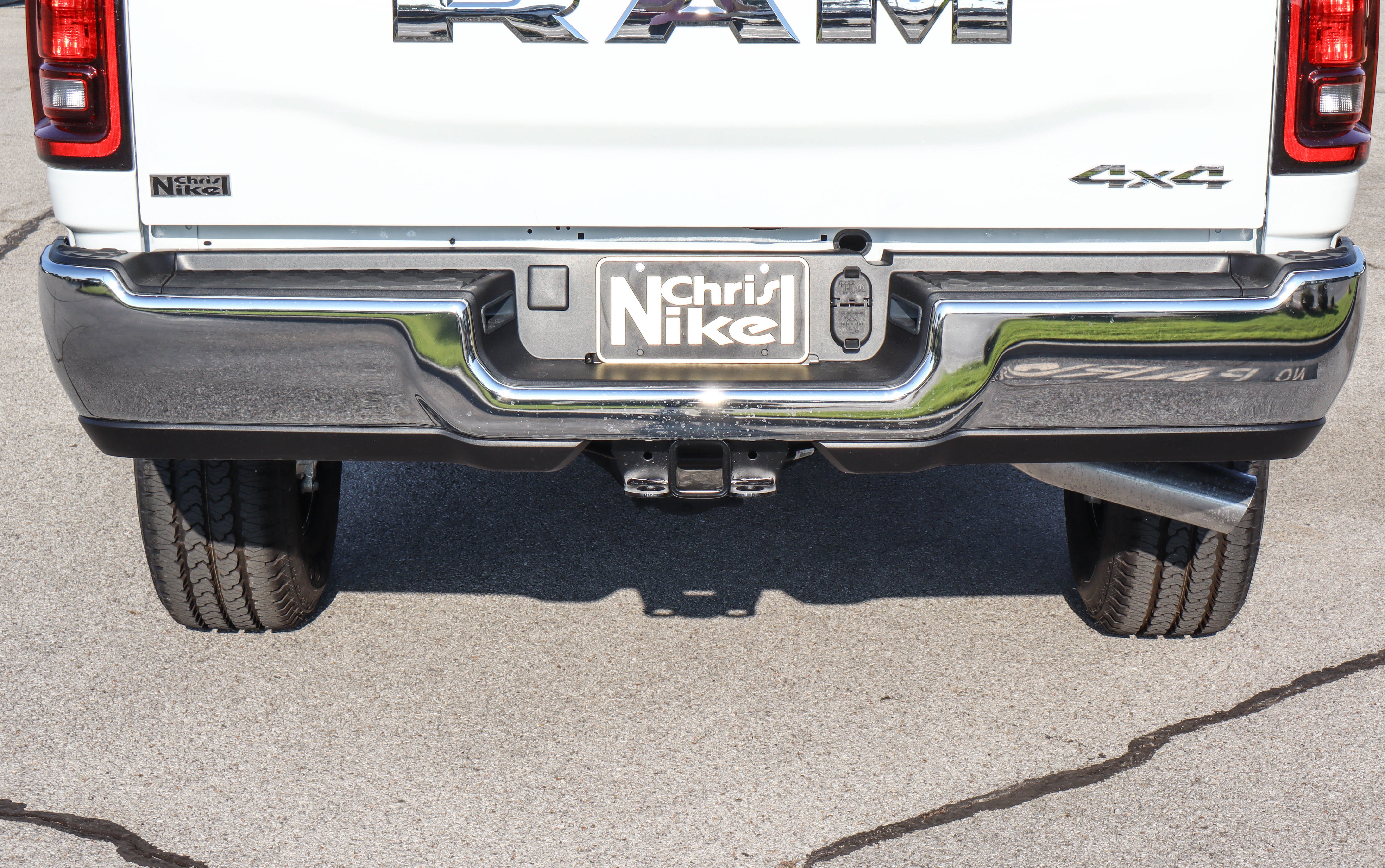 2026 RAM 2500 Tradesman 4x4 Crew Cab 8' Box