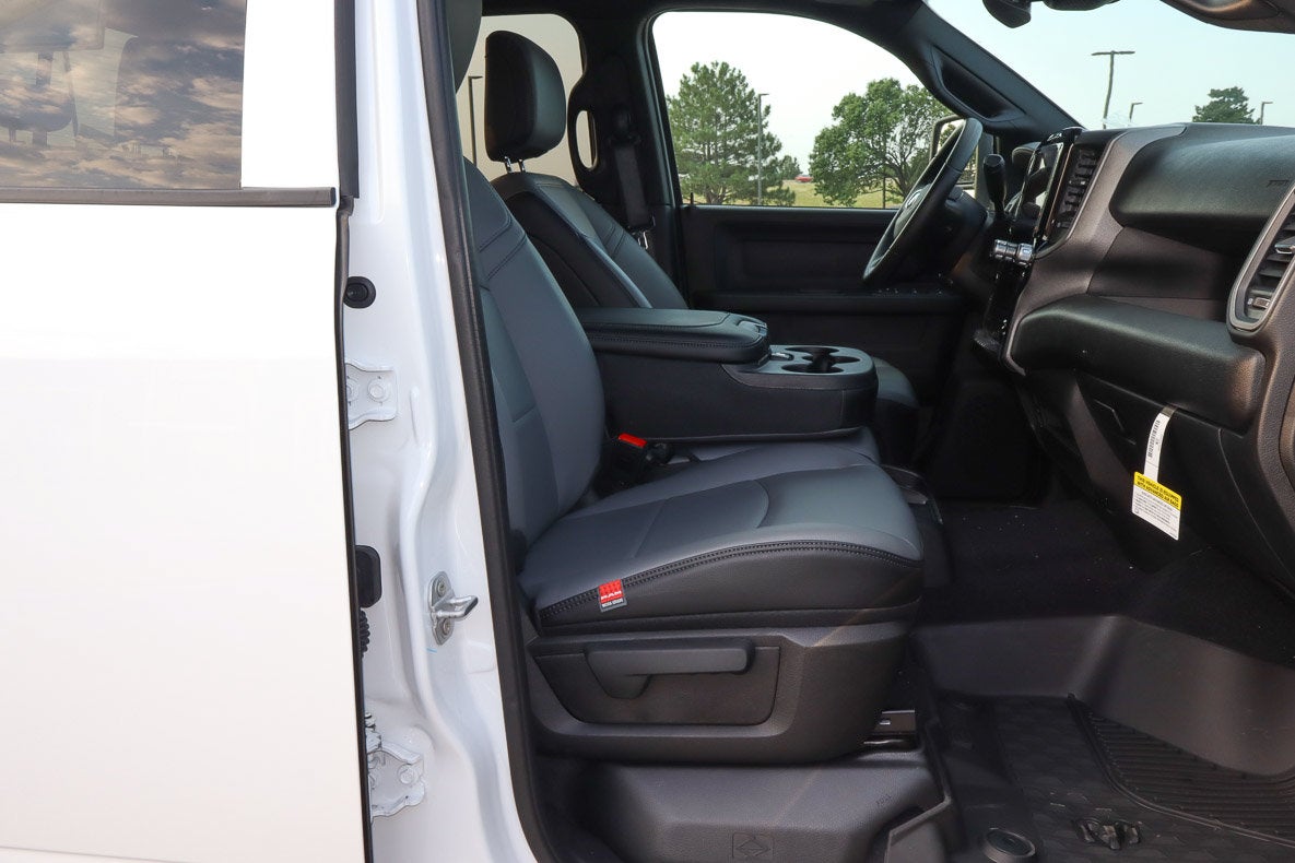 2026 RAM 2500 Tradesman 4x4 Crew Cab 8' Box