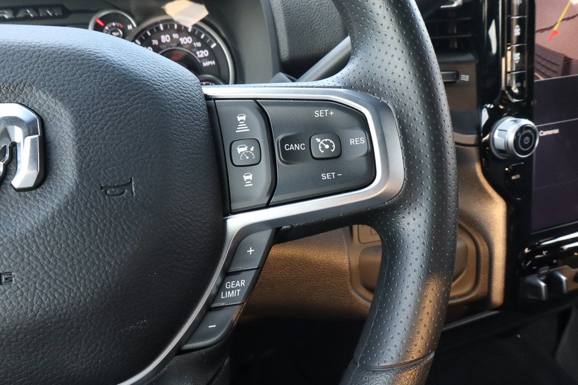 2026 RAM 2500 Tradesman 4x4 Crew Cab 8' Box