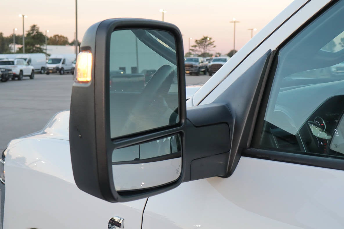 2026 RAM 2500 Tradesman 4x4 Crew Cab 8' Box
