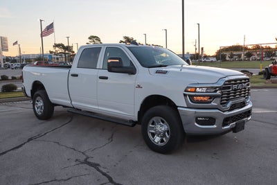 2026 RAM 2500 Tradesman 4x4 Crew Cab 8' Box