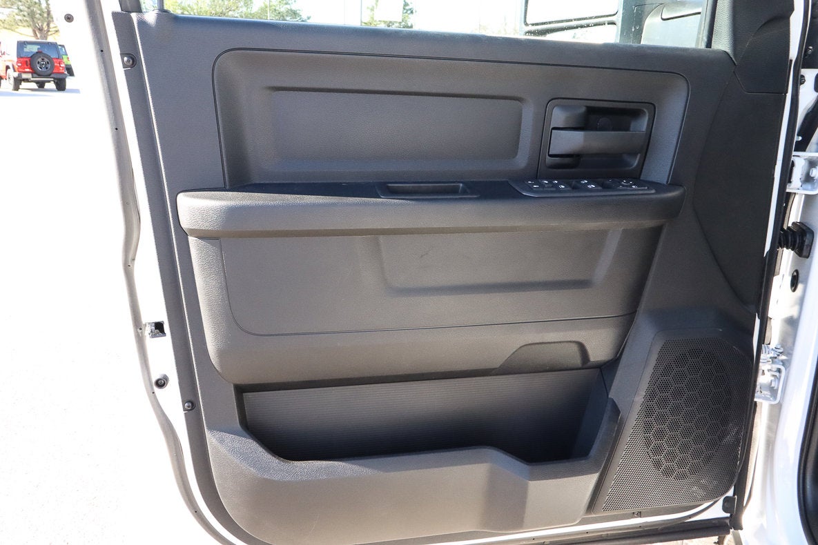 2026 RAM 2500 Tradesman 4x4 Crew Cab 8' Box