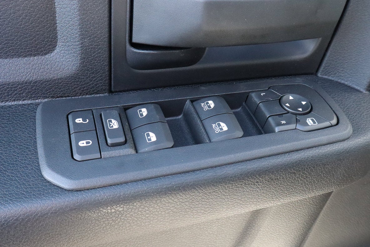 2026 RAM 2500 Tradesman 4x4 Crew Cab 8' Box