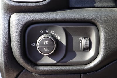 2026 RAM 2500 Tradesman 4x4 Crew Cab 8' Box