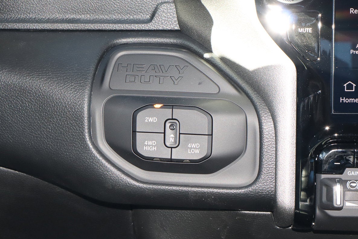 2026 RAM 2500 Tradesman 4x4 Crew Cab 8' Box