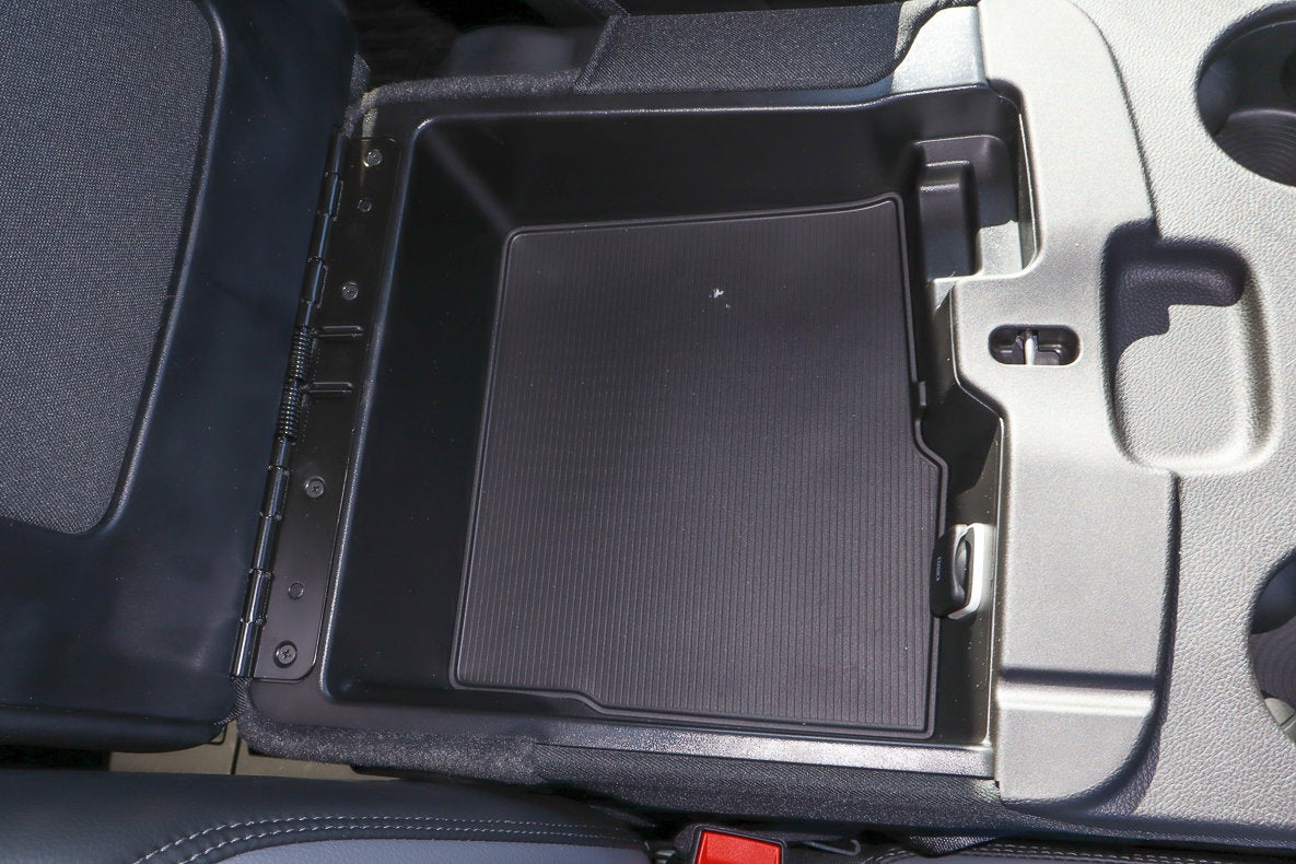 2026 RAM 2500 Tradesman 4x4 Crew Cab 8' Box