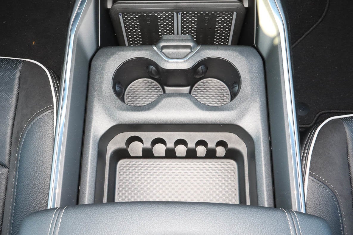 2026 RAM 2500 Laramie 4x4 Mega Cab 6'4 Box