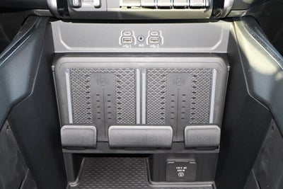 2026 RAM 2500 Laramie 4x4 Mega Cab 6'4 Box