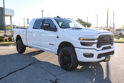 2026 RAM 2500 Laramie 4x4 Mega Cab 6'4 Box
