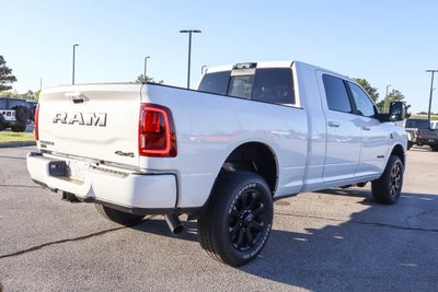 2026 RAM 2500 Laramie 4x4 Mega Cab 6'4 Box