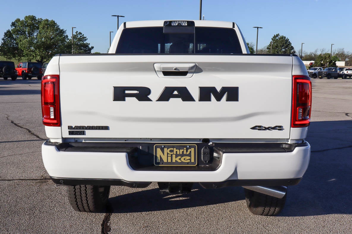 2026 RAM 2500 Laramie 4x4 Mega Cab 6'4 Box