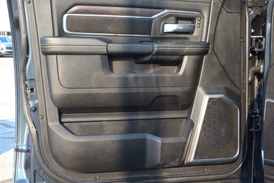2025 RAM 2500 Laramie 4x4 Mega Cab 6'4 Box