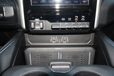 2025 RAM 2500 Laramie 4x4 Mega Cab 6'4 Box