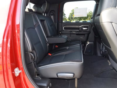 2026 RAM 2500 Laramie 4x4 Mega Cab 6'4 Box