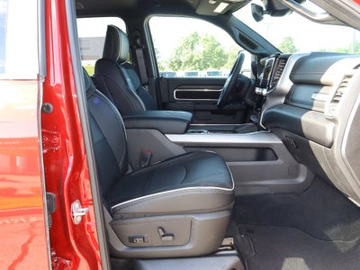 2026 RAM 2500 Laramie 4x4 Mega Cab 6'4 Box