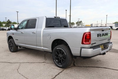 2026 RAM 2500 Laramie 4x4 Mega Cab 6'4 Box