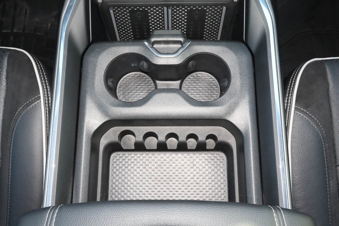 2026 RAM 2500 Laramie 4x4 Mega Cab 6'4 Box