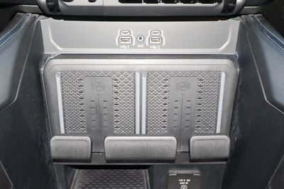 2026 RAM 2500 Laramie 4x4 Mega Cab 6'4 Box