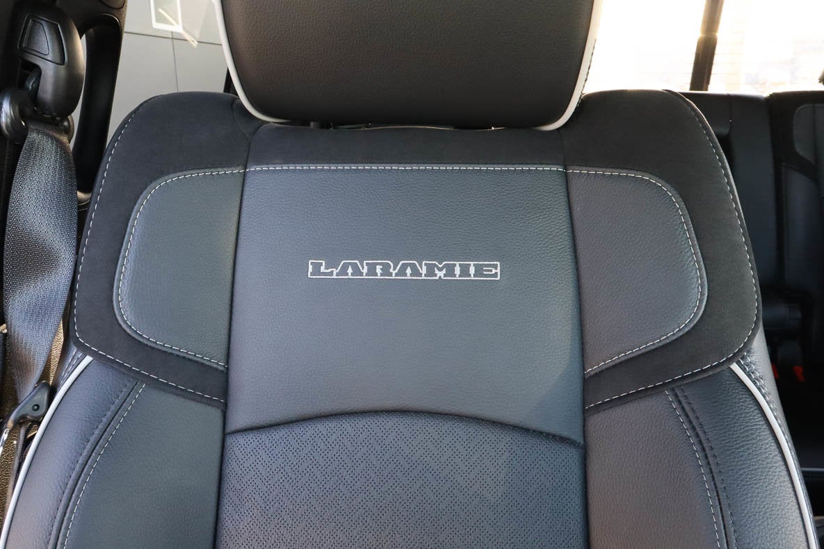 2026 RAM 2500 Laramie 4x4 Mega Cab 6'4 Box