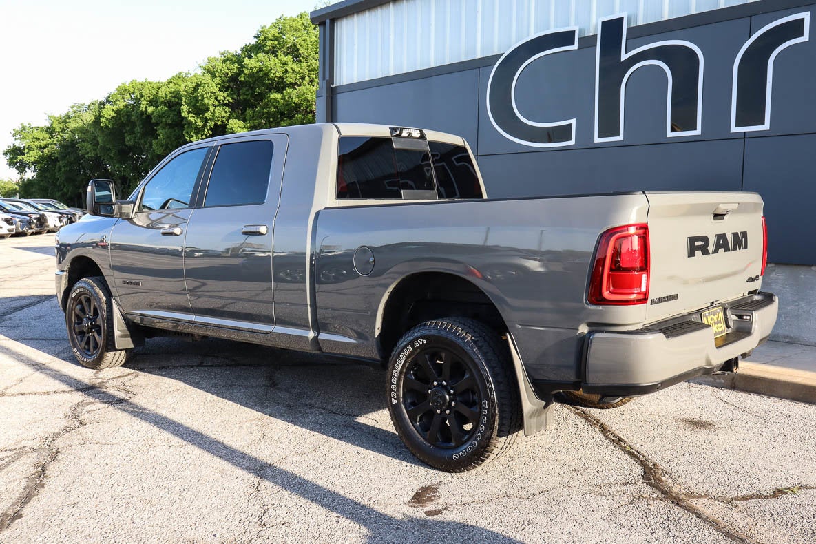 2026 RAM 2500 Laramie 4x4 Mega Cab 6'4 Box