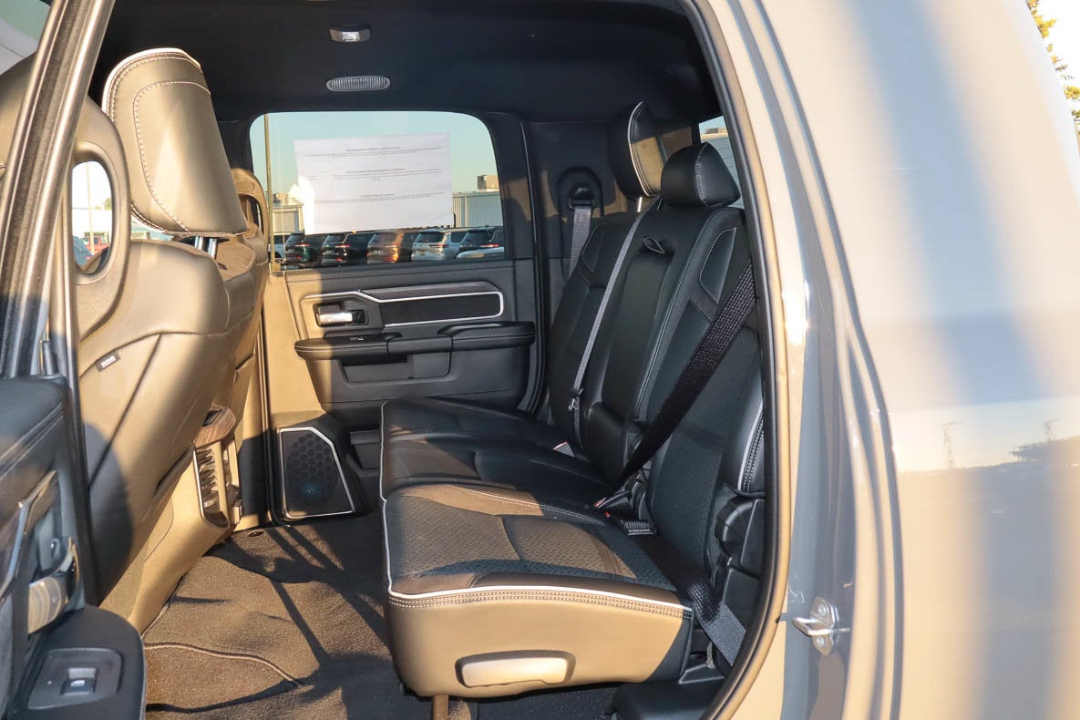 2027 RAM 2500 Laramie 4x4 Mega Cab 6'4 Box
