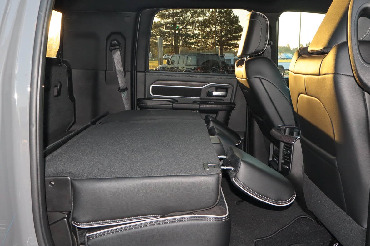 2027 RAM 2500 Laramie 4x4 Mega Cab 6'4 Box