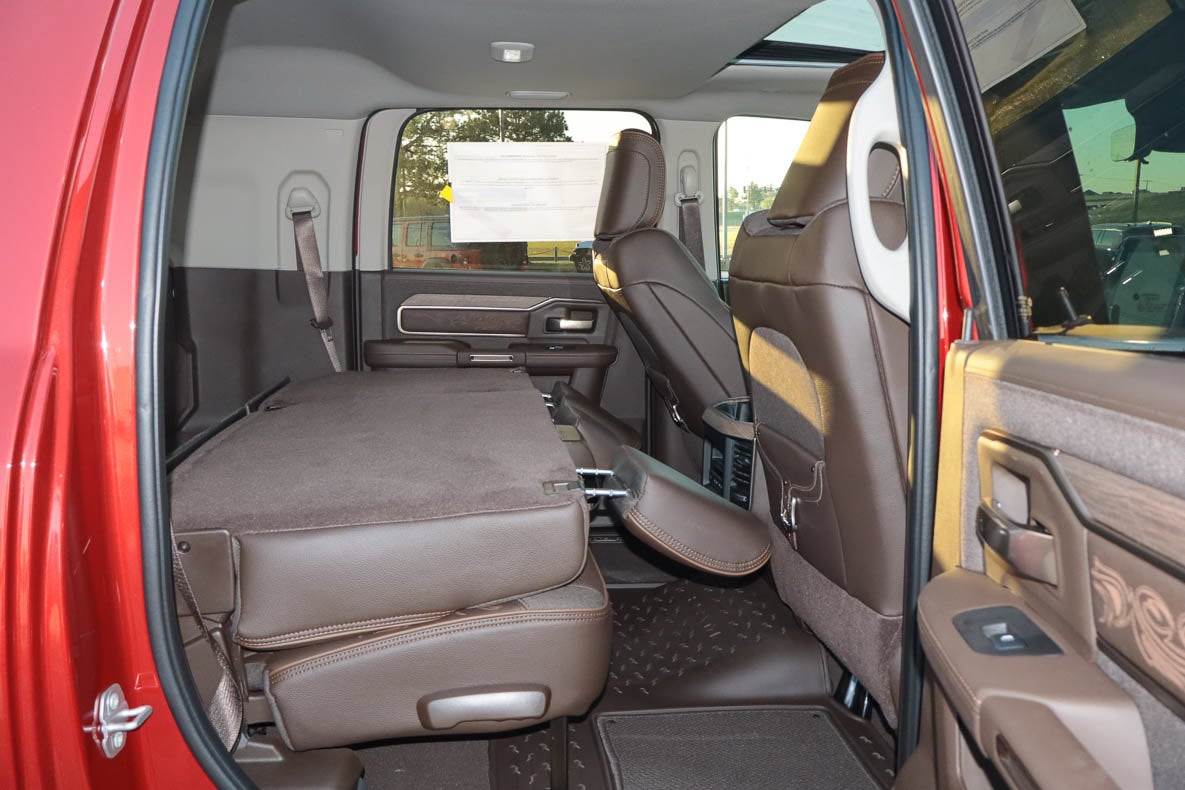 2027 RAM 2500 Longhorn 4x4 Mega Cab 6'4 Box