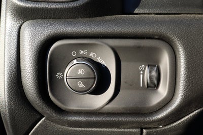 2026 RAM 3500 Tradesman 4x4 Crew Cab 8' Box