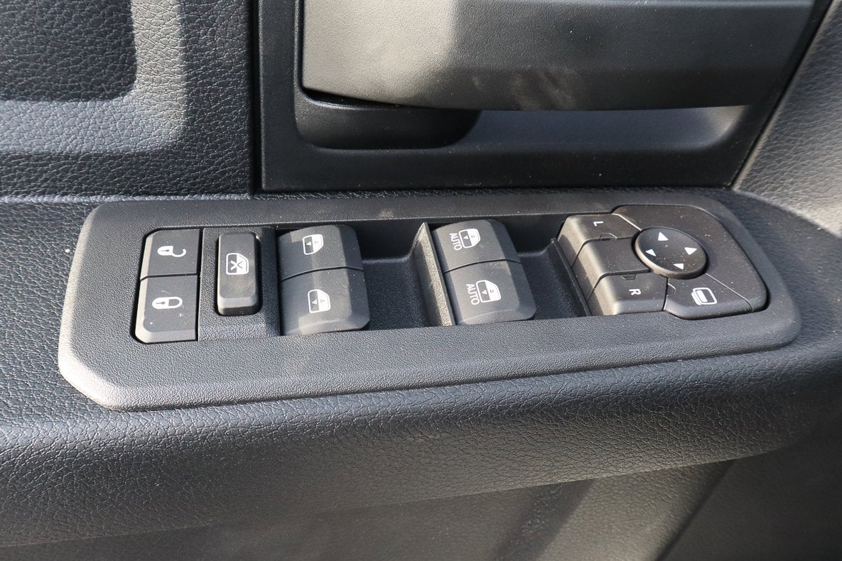 2026 RAM 3500 Tradesman 4x4 Crew Cab 8' Box