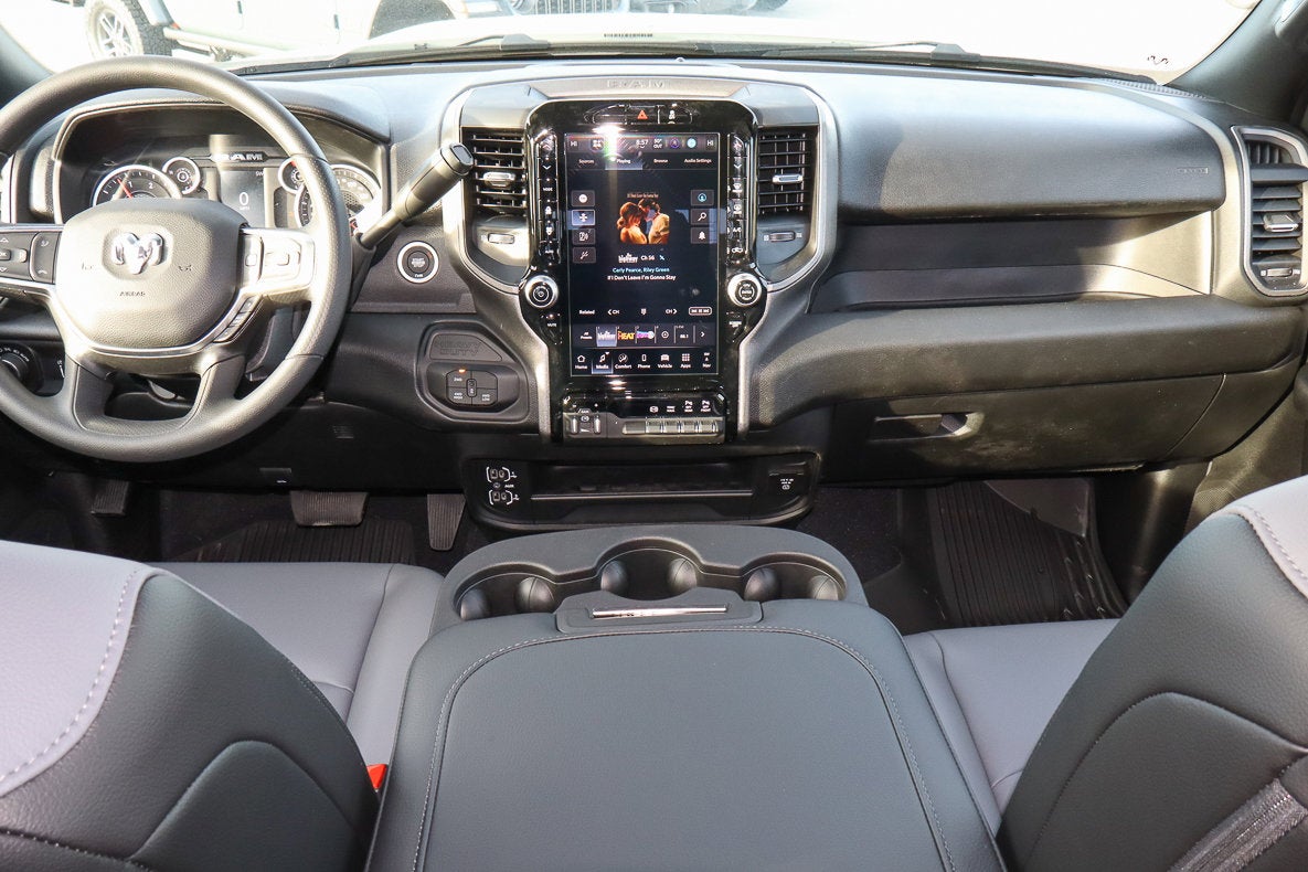 2026 RAM 3500 Tradesman 4x4 Crew Cab 8' Box