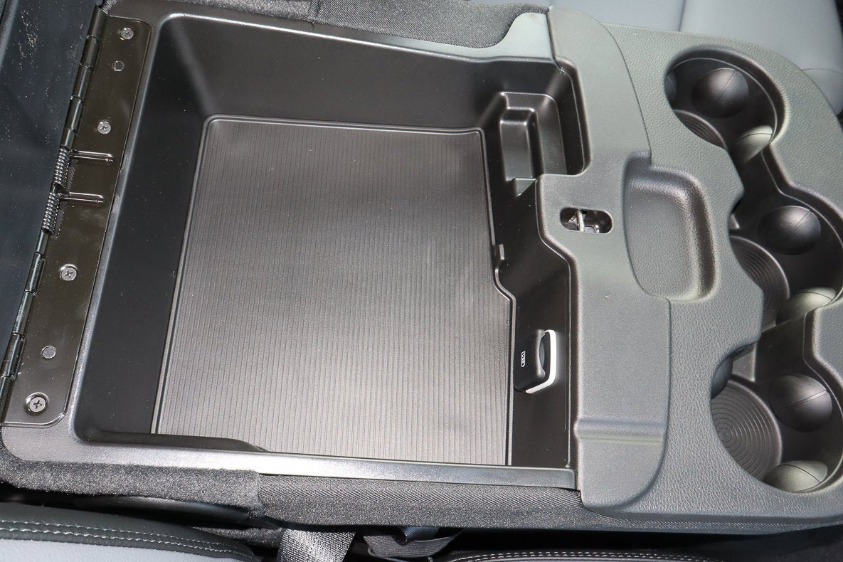 2026 RAM 3500 Tradesman 4x4 Crew Cab 8' Box