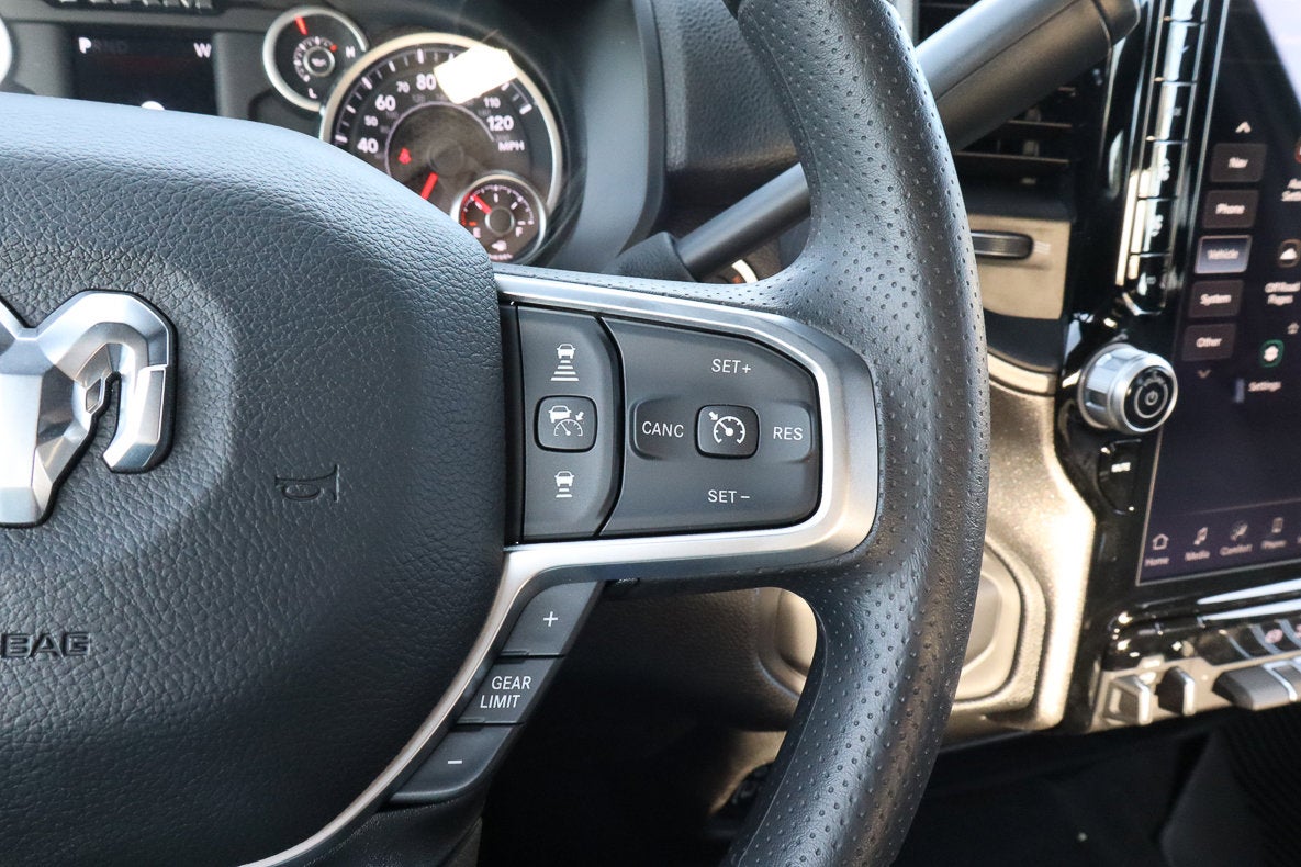 2026 RAM 3500 Tradesman 4x4 Crew Cab 8' Box