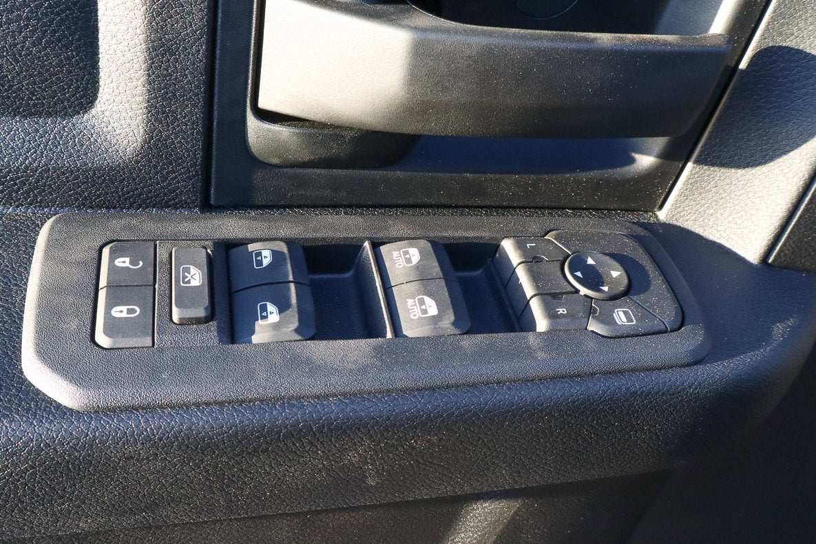 2026 RAM 3500 Tradesman 4x4 Crew Cab 8' Box