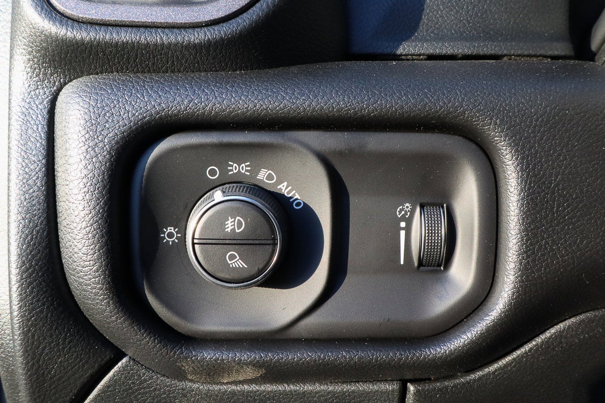 2026 RAM 3500 Tradesman 4x4 Crew Cab 8' Box