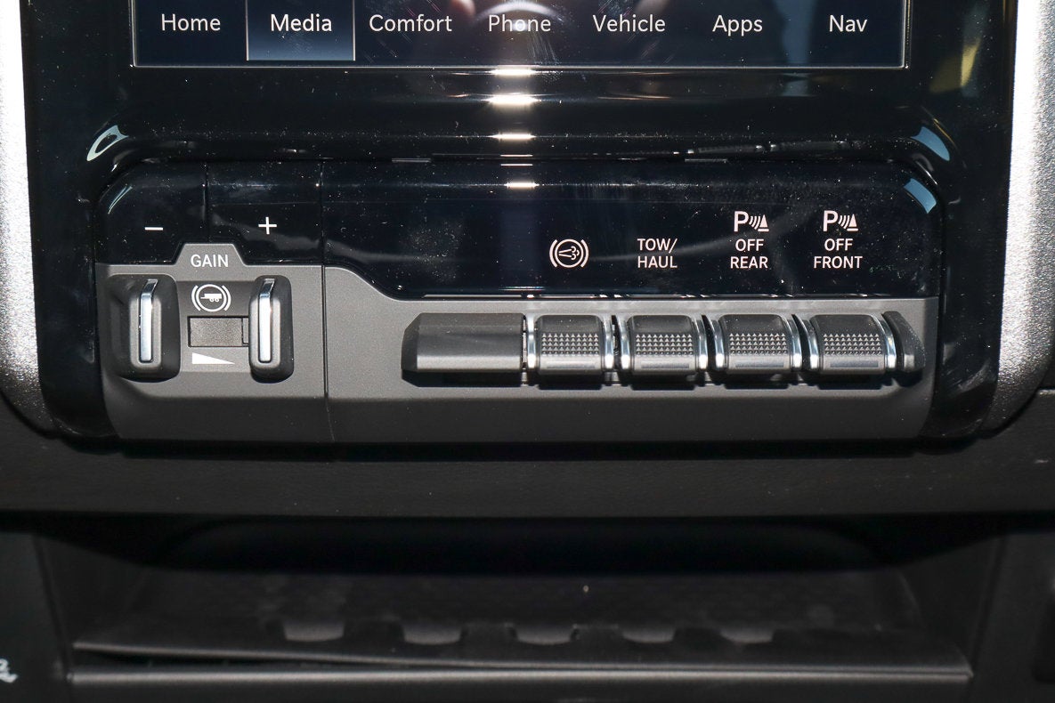 2026 RAM 3500 Tradesman 4x4 Crew Cab 8' Box