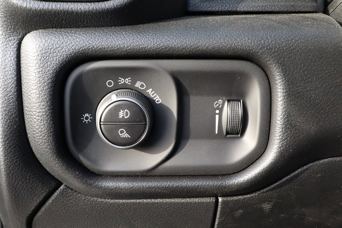 2026 RAM 3500 Tradesman 4x4 Crew Cab 8' Box