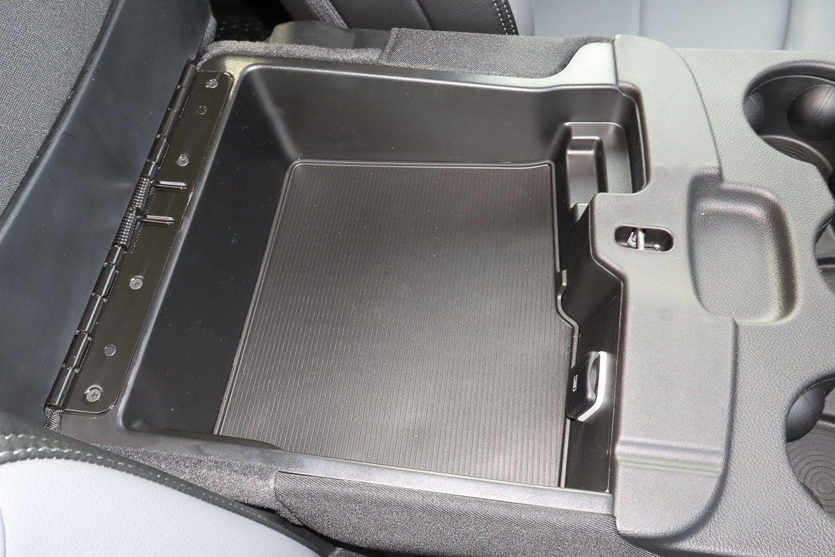 2026 RAM 3500 Tradesman 4x4 Crew Cab 8' Box