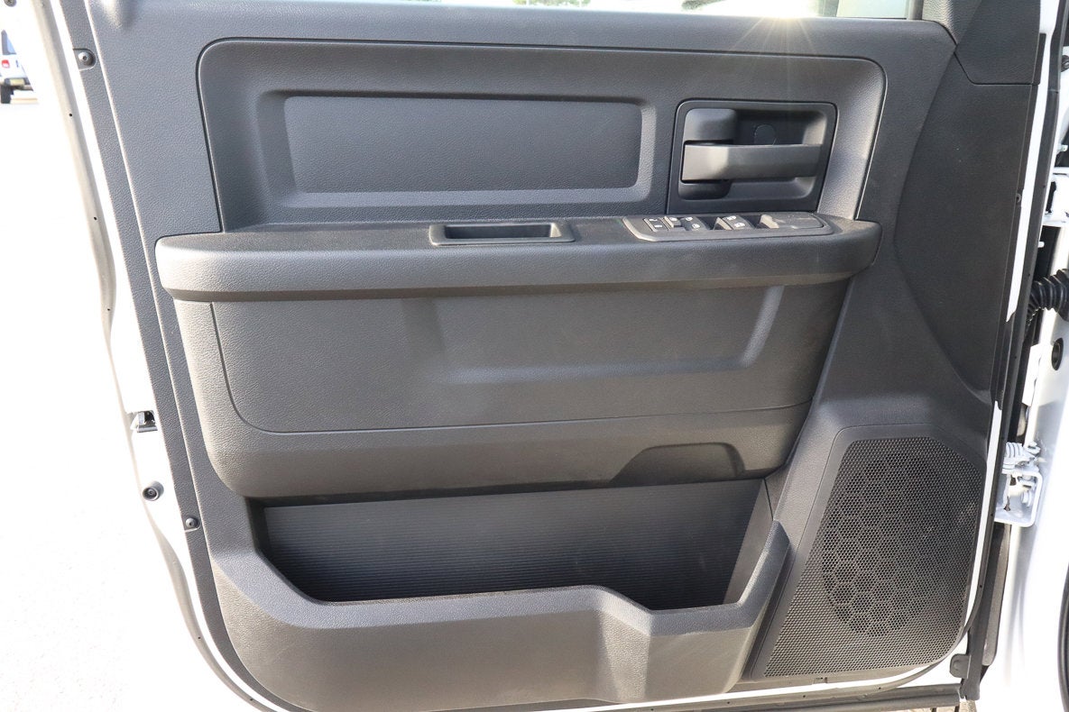 2026 RAM 3500 Tradesman 4x4 Crew Cab 8' Box